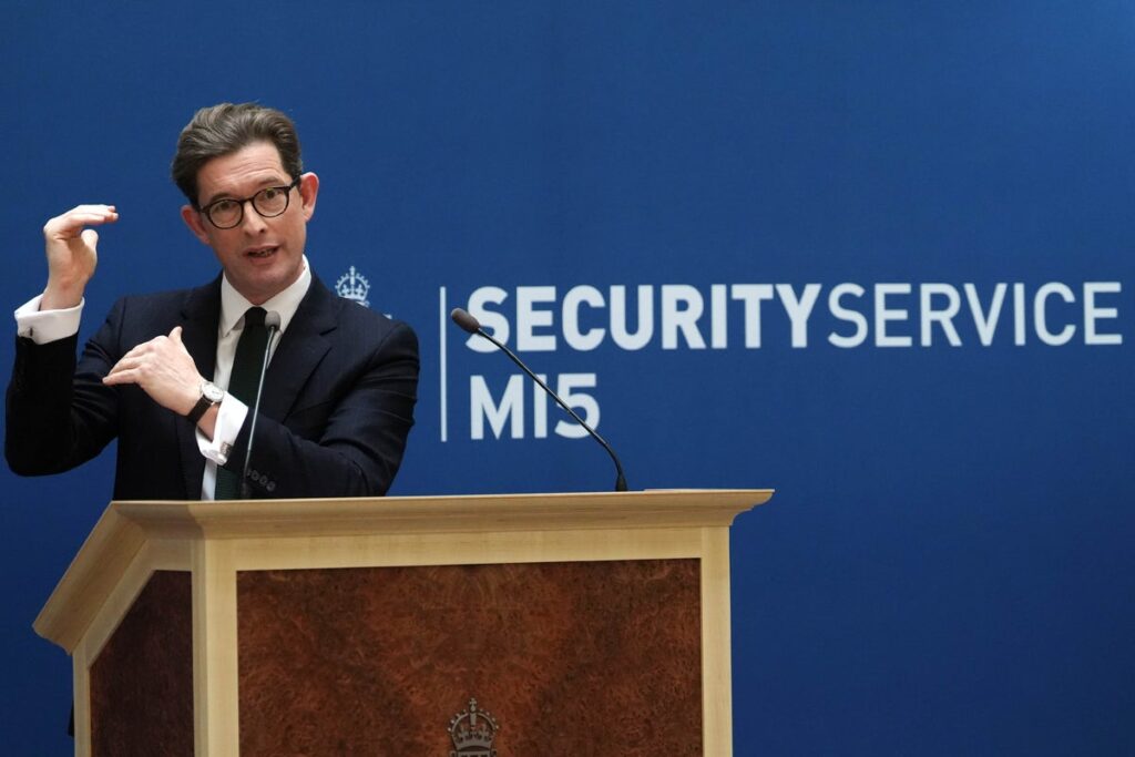 MI5 প্রধানের সতর্কতা: AI সন্ত্রাসে ড্রোন ও জীবাণুবিদ্যা অস্ত্রের নতুন হুমকি