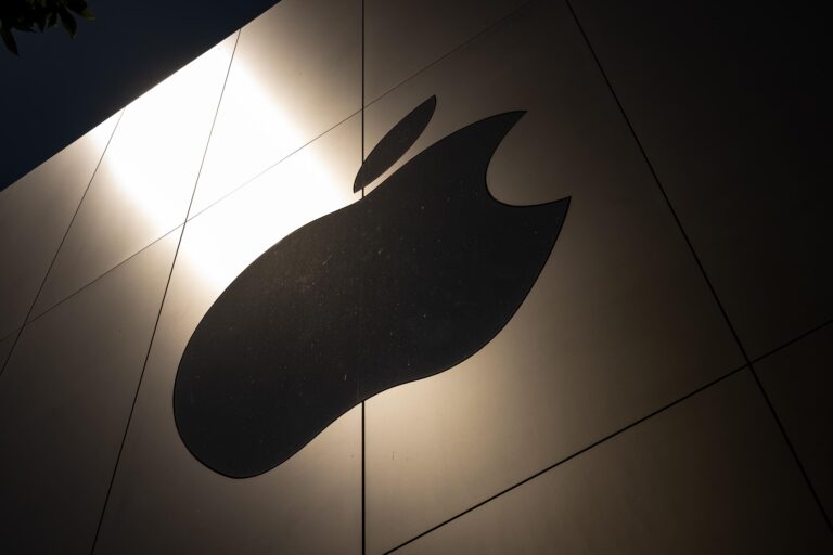 AI আপডেট: Apple to tighten Mac data controls against AI agents and third-party apps