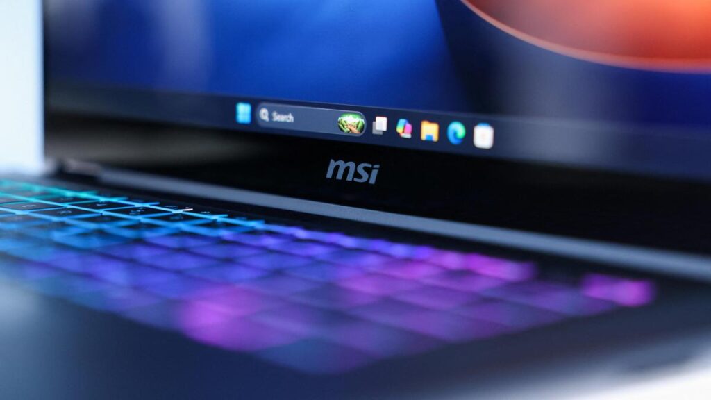 মাইক্রোসফটের নতুন প্রিমিয়াম Surface Laptop-এ উন্নত AI প্রযুক্তি