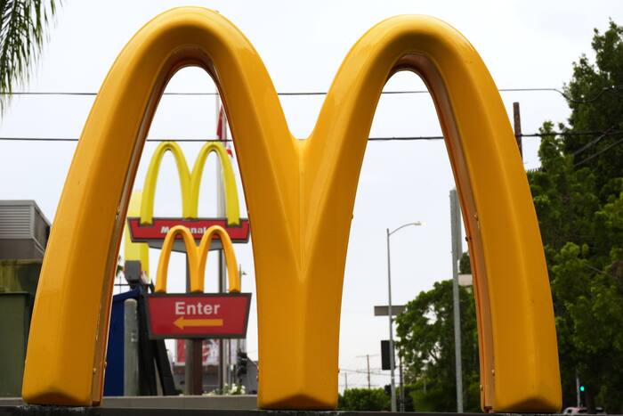 McDonald’s-এর AI মূল্য নির্ধারণ টুল নিয়ে যুক্তরাষ্ট্রে মামলা