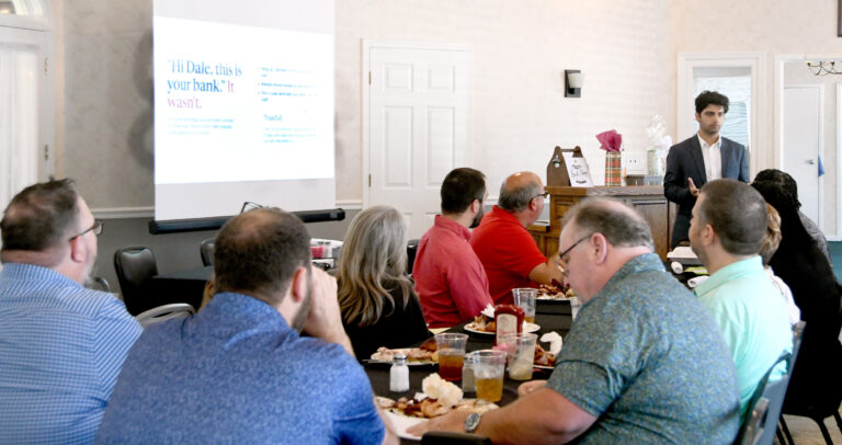 Southeast Missouri State student discusses AI tools with New Madrid County businesses